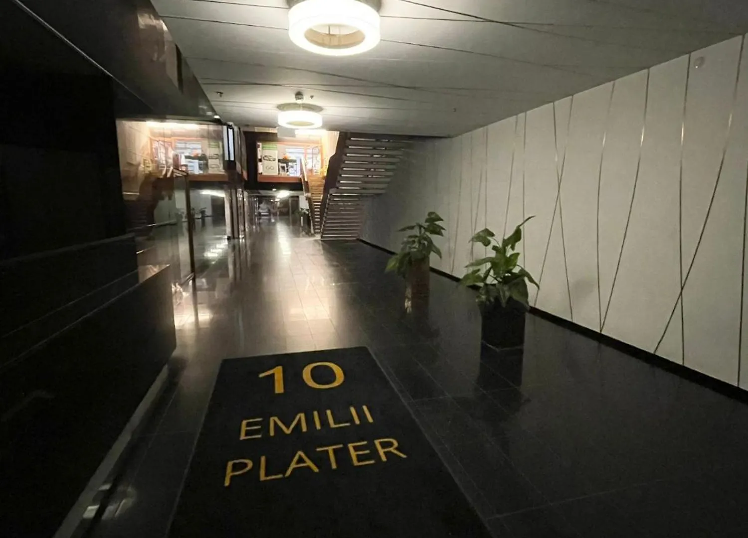 Warsaw City Center Apartment - With Free Parking